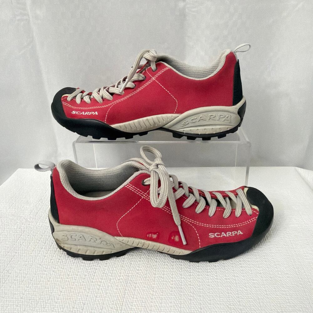 Scarpa Mojito Shoes Womens 7.5 Approach Hiking Walking Red Suede Low Top - Picture 9 of 11